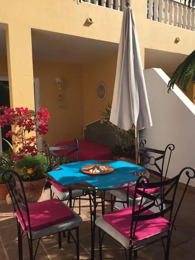 Amanay Apartment Ajuy 0*,